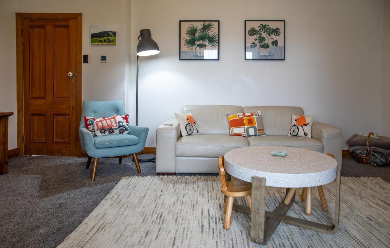 Cottage In The Heart Of Carterton מראה חיצוני תמונה