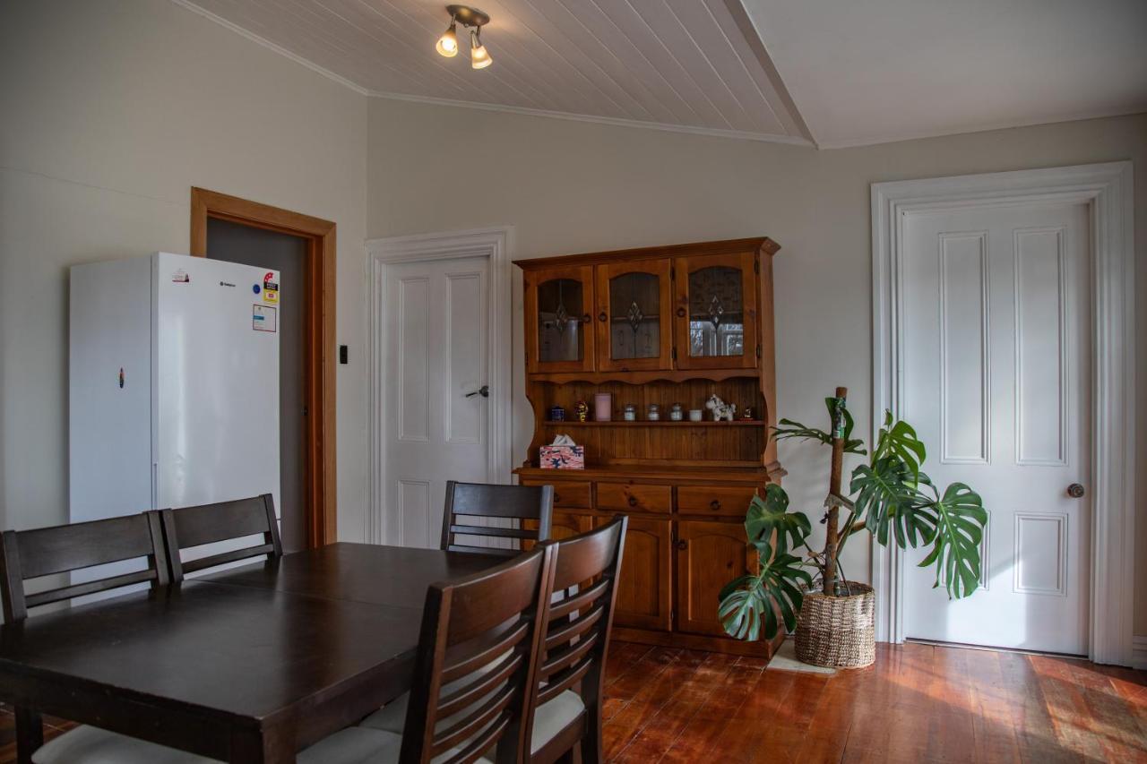Cottage In The Heart Of Carterton מראה חיצוני תמונה