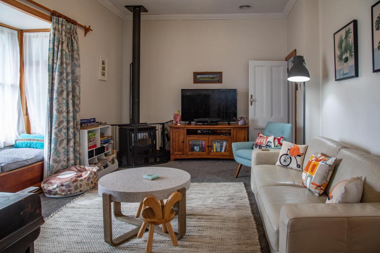 Cottage In The Heart Of Carterton מראה חיצוני תמונה